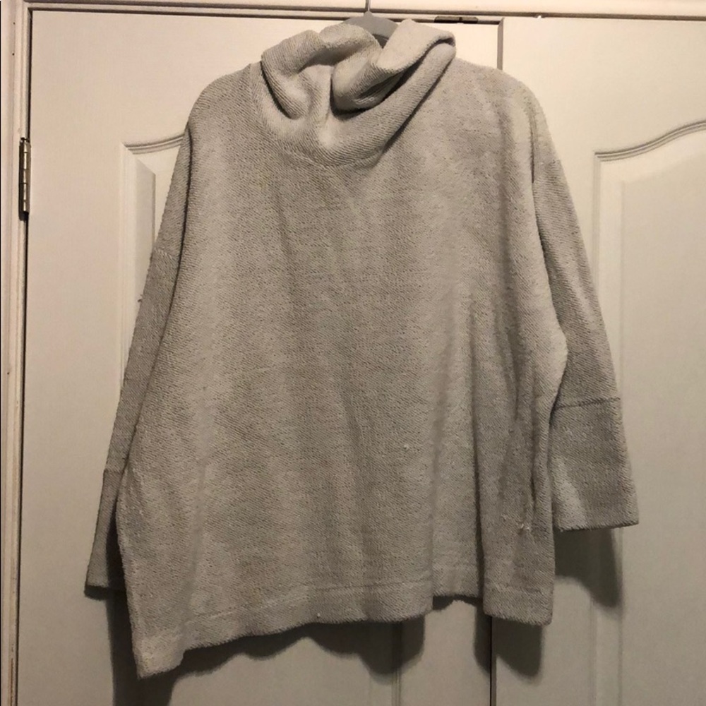 Slouchy turtleneck sweater 4X